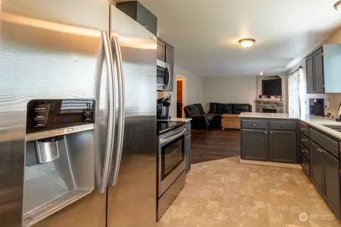 5512 209th St E, Spanaway, WA 98387 photo 8