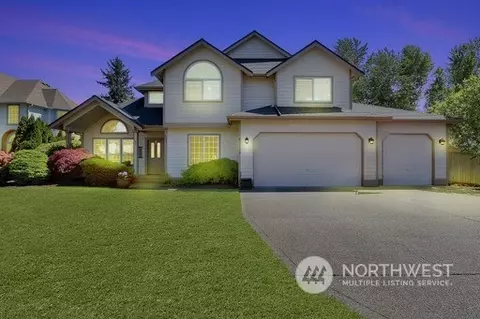 8313 204th Avenue Ct E, Bonney Lake, WA 98391