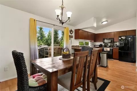347 91st Pl SE, Everett, WA 98208 photo 6