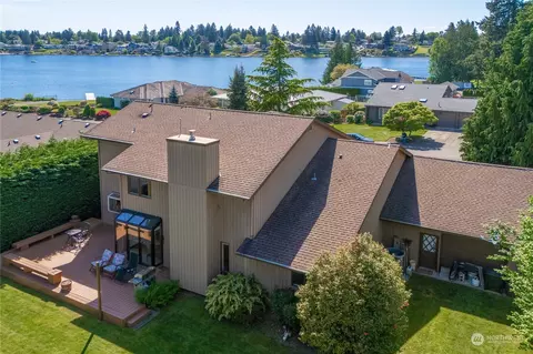 26252 142nd Ave SE, Kent, WA 98042