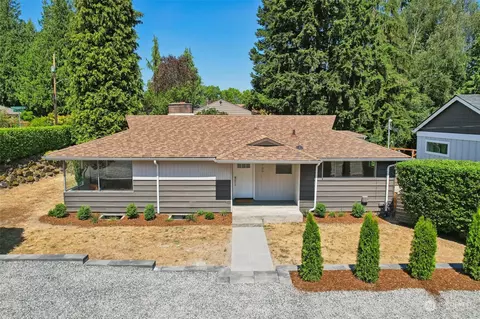 1700 NE 124th St, Seattle, WA 98125