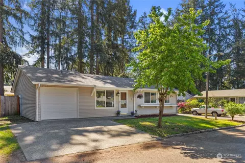 19506 SE 261st St, Covington, WA 98042