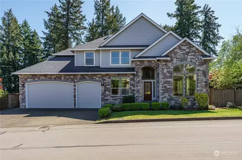 704 W S St, Washougal, WA 98671