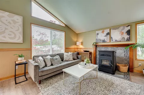 1412 NE 72nd St #3, Vancouver, WA 98665