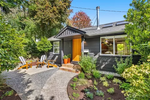 3508 W Emerson St, Seattle, WA 98199