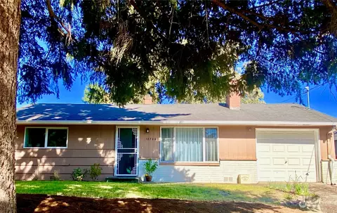12726 26th Ave NE, Seattle, WA 98125