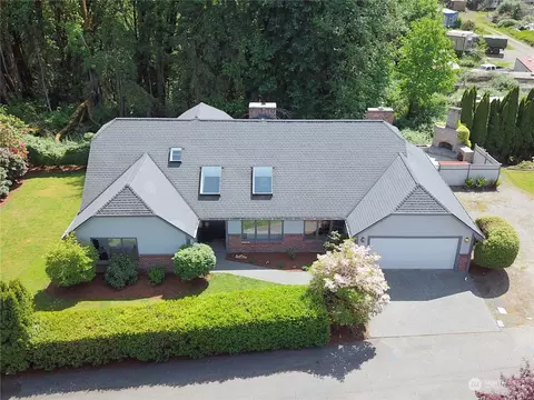 13251 NE 110th Ct, Redmond, WA 98052