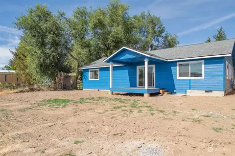 Exterior - 306 W Walnut St, Waterville, WA 98858 photo 8 of 12