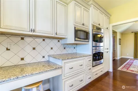 Kitchen - 602 Summers Cir, Walla Walla, WA 99362 photo 4 of 6