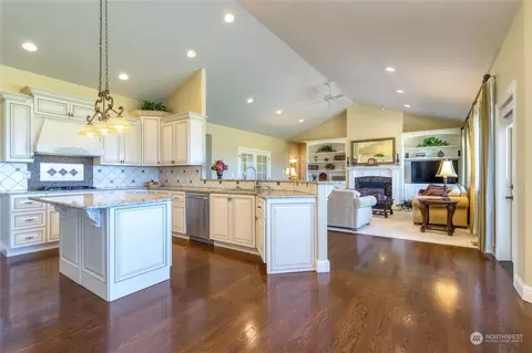 Kitchen - 602 Summers Cir, Walla Walla, WA 99362 photo 5 of 6