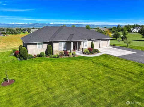 602 Summers Cir, Walla Walla, WA 99362