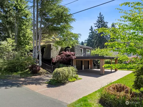 1428 10th Pl N, Edmonds, WA 98020