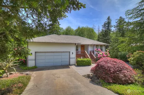 2955 NE Winesap Ct, Poulsbo, WA 98370