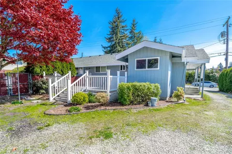 1217 Jefferson Ave NE, Renton, WA 98056