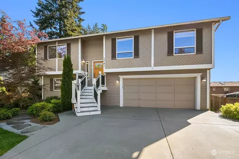1741 211th Way NE, Sammamish, WA 98074