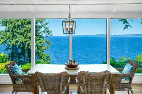 6800 SW Maury Park Rd, Vashon, WA 98070