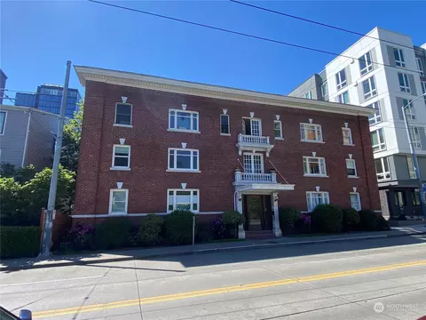 4725 15th Ave NE #26, Seattle, WA 98105