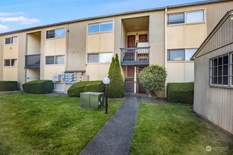 31003 14th Ave S #A11, Federal Way, WA 98003