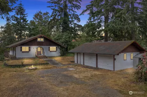 22233 SE 188th St, Maple Valley, WA 98038