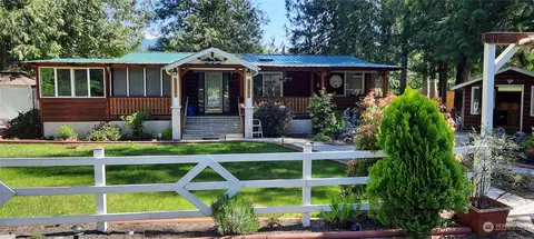7627 Logsdon Ln, Concrete, WA 98237