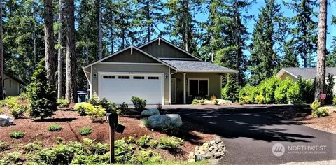 241 E Saint Andrews Dr, Shelton, WA 98584