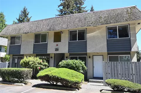 6117 204th St SW #I-1, Lynnwood, WA 98036