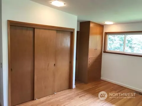 Bedroom - 18819 92nd Ave NE, Bothell, WA 98011 photo 3 of 5
