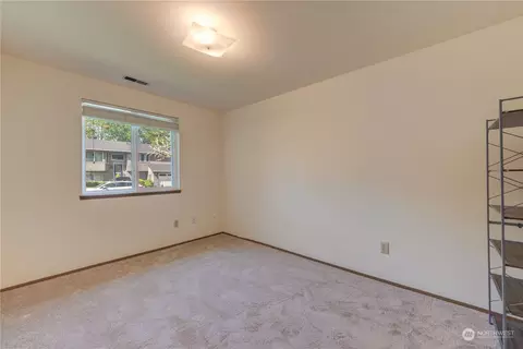 Bedroom - 14413 55th Ave SE, Everett, WA 98208 photo 2 of 3