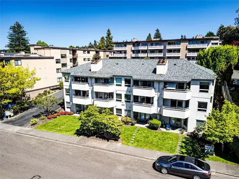 1115 4th Ave S #2D, Edmonds, WA 98020