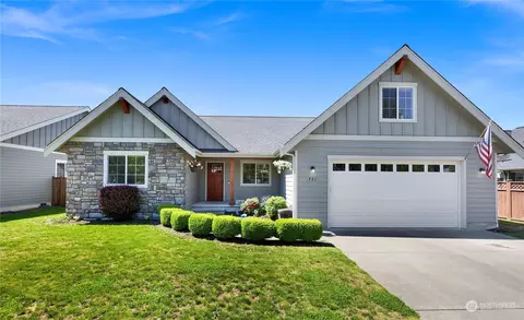 721 Maple Ridge Dr, Everson, WA 98247