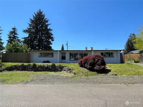 1719 Madison St, Shelton, WA 98584