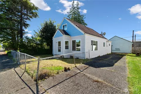 2918 Sumner Ave, Hoquiam, WA 98550