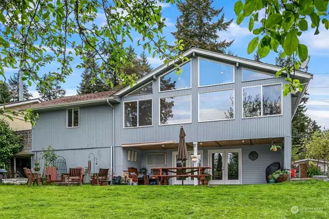 15534 84th Ave NE, Kenmore, WA 98028