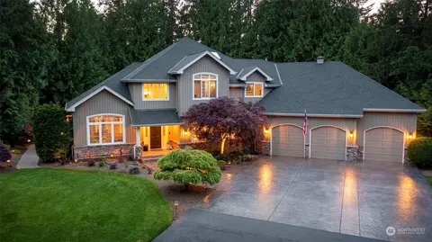 225 225th Ave NE, Sammamish, WA 98074