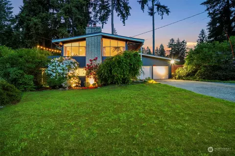 16911 NE 12th St, Bellevue, WA 98008