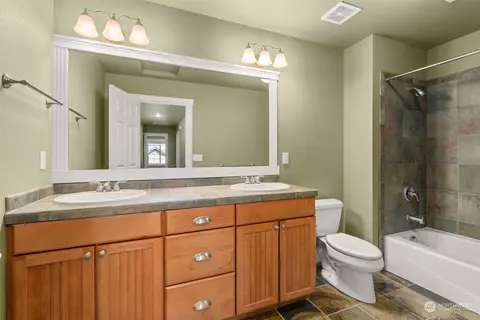 9322 Milburn Loop SE, Olympia, WA 98513 photo 36
