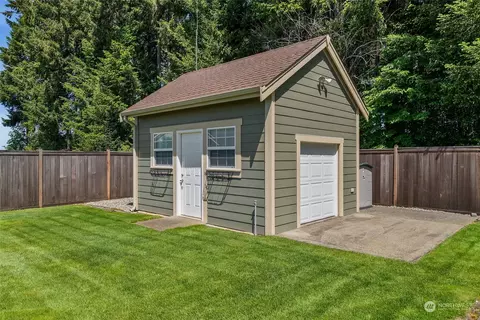 9322 Milburn Loop SE, Olympia, WA 98513 photo 38