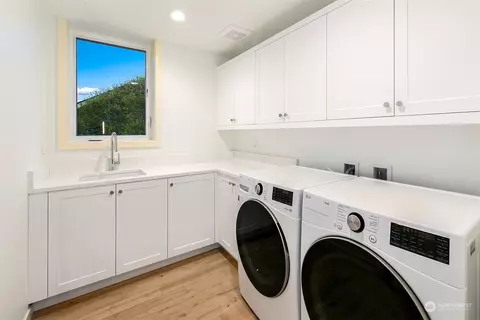 Other - 3811 Eastern Ave N, Seattle, WA 98103 photo 7 of 10