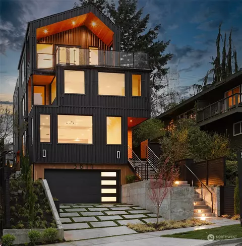 Exterior - 3811 Eastern Ave N, Seattle, WA 98103 photo 6 of 8