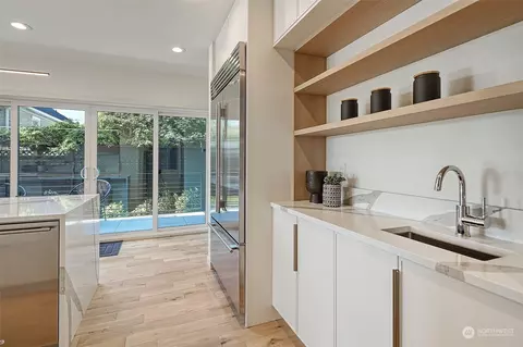 Kitchen - 3811 Eastern Ave N, Seattle, WA 98103 photo 3 of 3