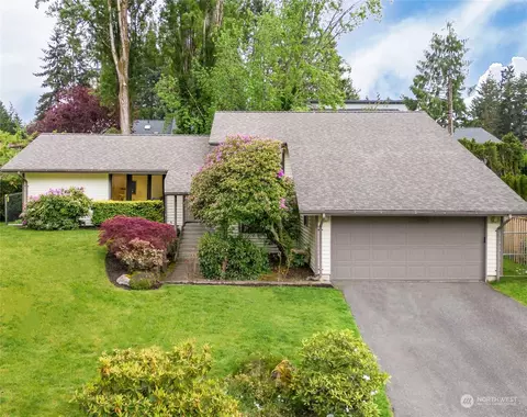 16857 NE 25th St, Bellevue, WA 98008