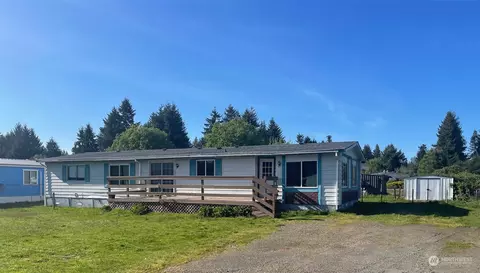1141 Perry St, Forks, WA 98331