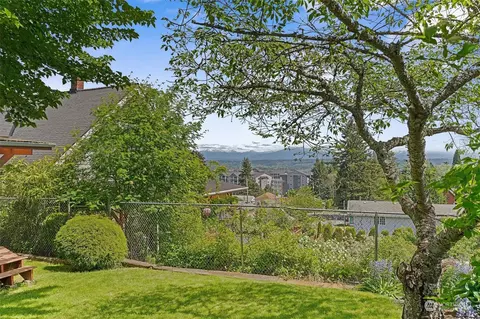 1012 Edwards Ave, Everett, WA 98201 photo 31