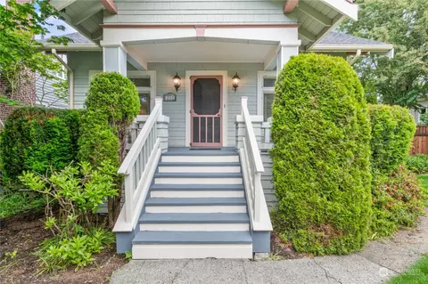 1515 Rucker Ave, Everett, WA 98201 photo 2