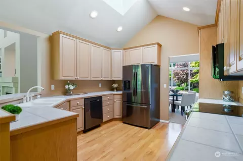 17405 33rd Dr SE, Bothell, WA 98012 photo 12