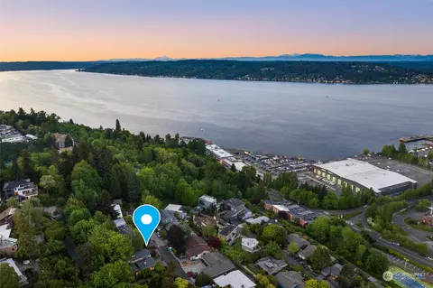 7745 57th Ave NE, Seattle, WA 98115