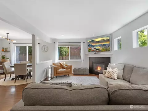 Living - 19315 1st Ave W, Bothell, WA 98012 photo 1 of 2