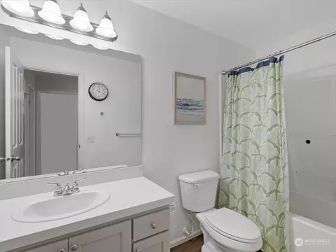 Bath - 19315 1st Ave W, Bothell, WA 98012 photo 5 of 5