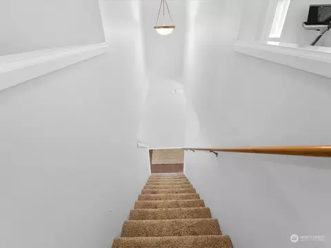 Entry Way - 19315 1st Ave W, Bothell, WA 98012 photo 3 of 3