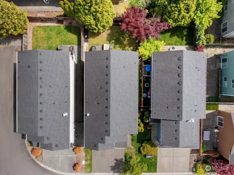 View/Area - 19315 1st Ave W, Bothell, WA 98012 photo 2 of 5